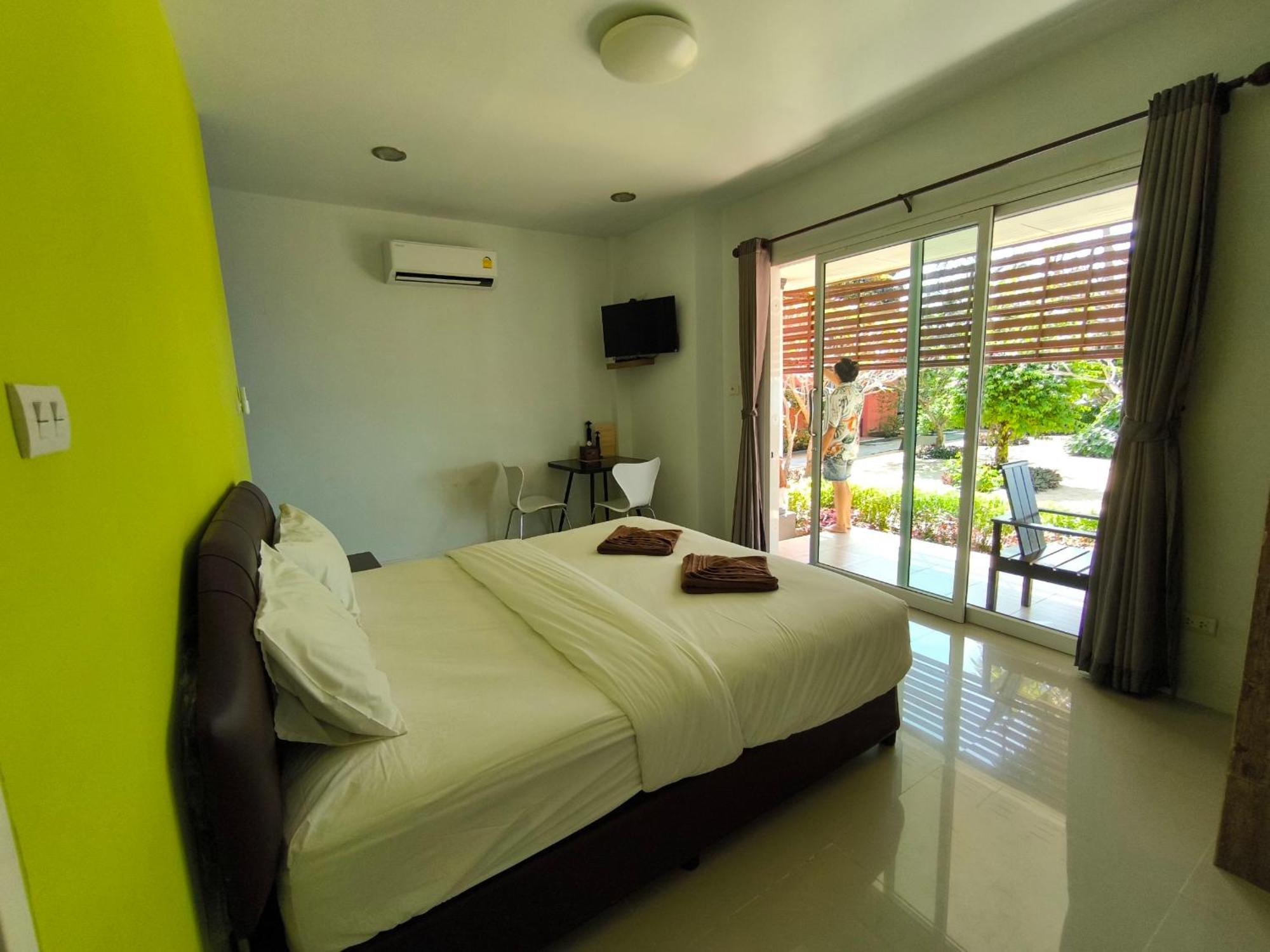 Maenam Villa Hotel Mae Nam Extérieur photo